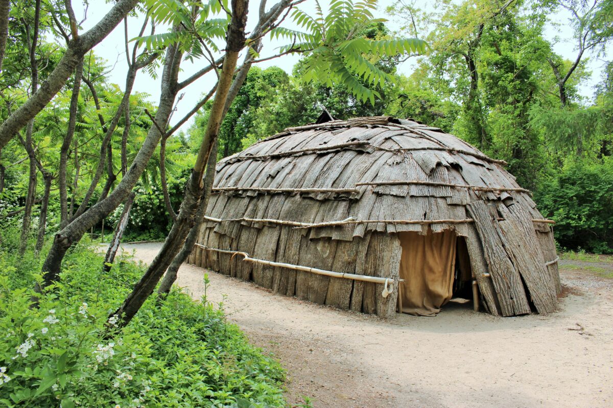 Wampanoag Tribe home in the summer